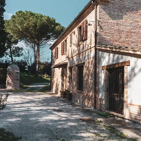 Villa Anderswo Holiday home Montemarciano
